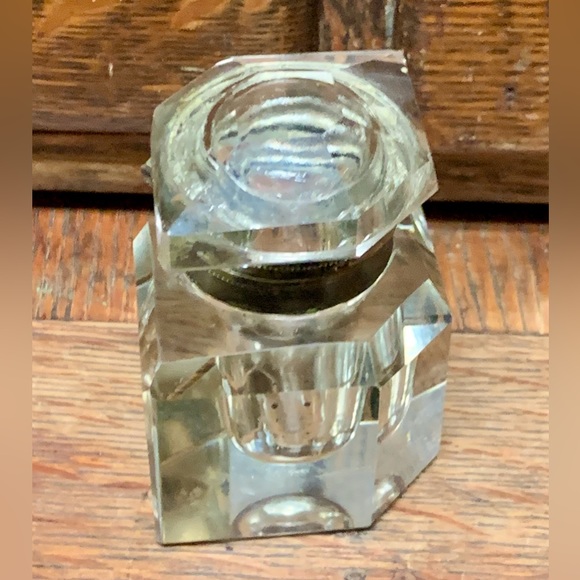 Late 19th Century Antique Metal Cuff Crystal Cut Glass Victorian Era Ink Well - Picture 9 of 16